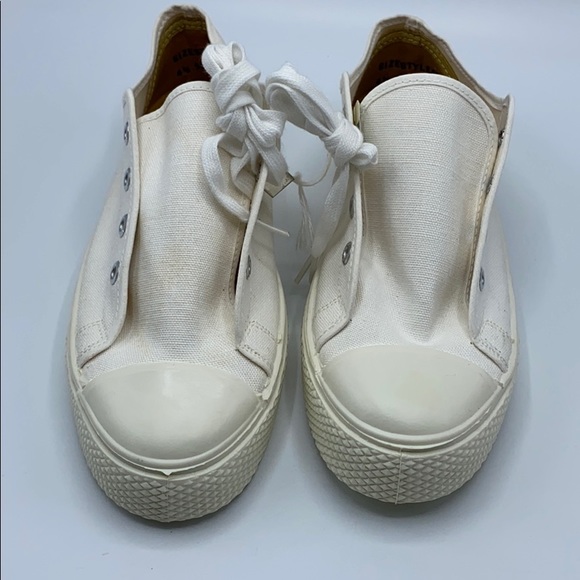 Kinsman vintage canvas white shoes - Picture 2 of 10